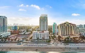 Elegant Beachfront Condo - Your Perfect Getaway!